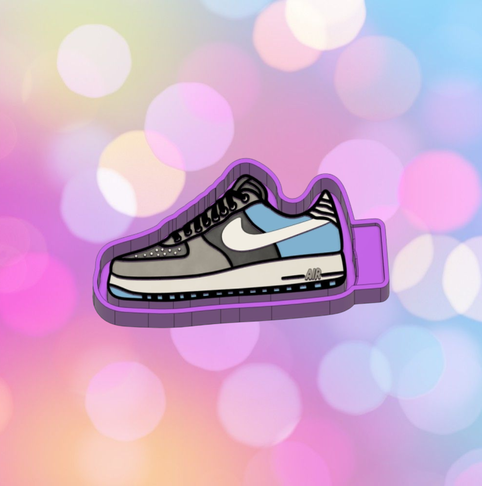 Low Top Sneaker